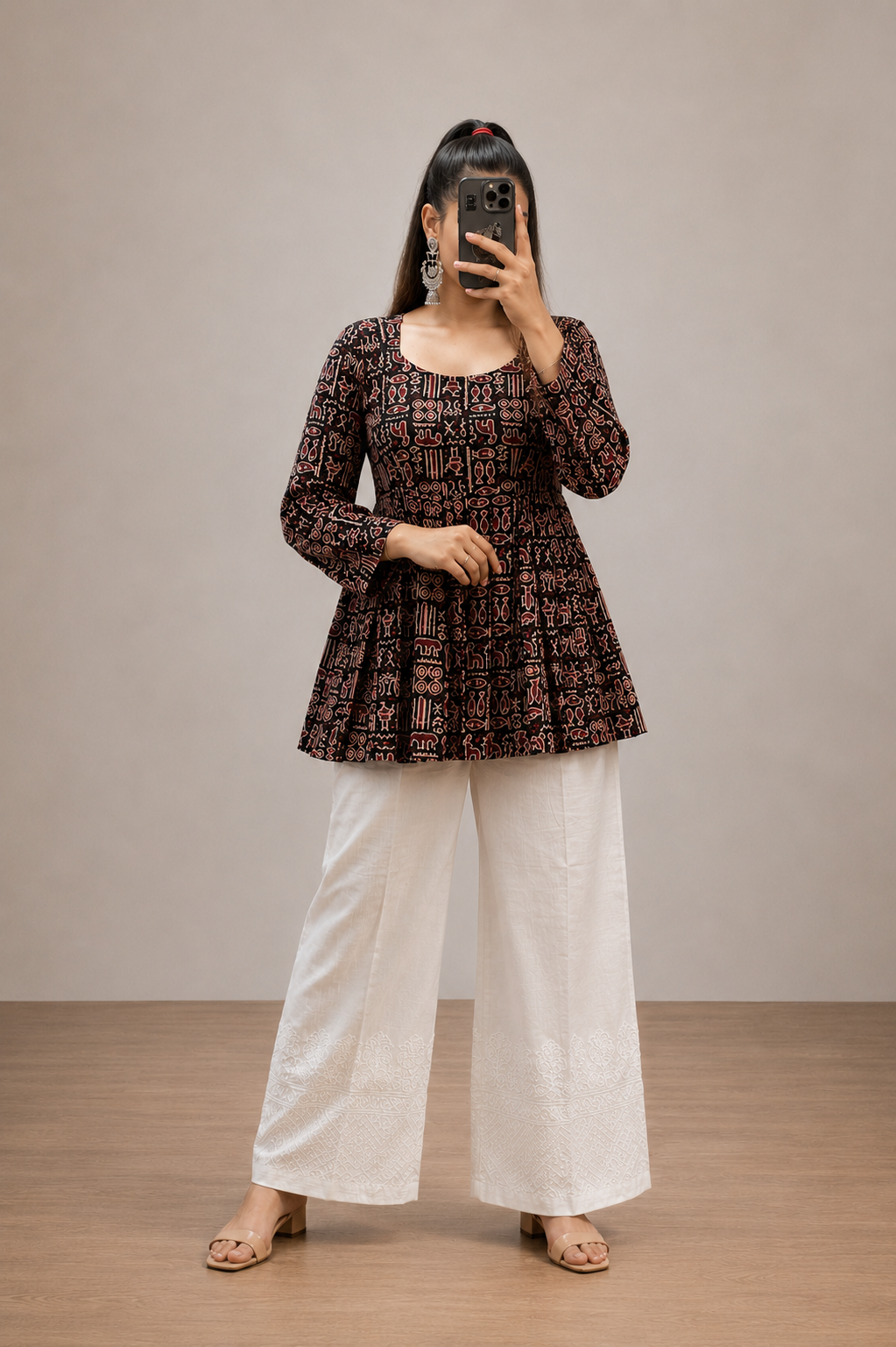 DD8E8F44-3C2E-4ED8-BD20-4E24A7EF6559 Ajrak Box Pleated - Image 1